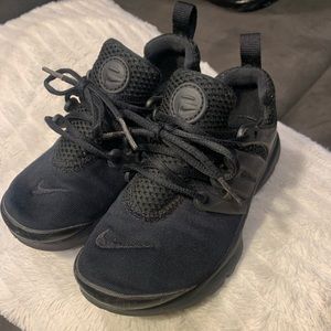 Nike Prestos